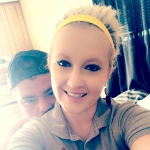 Meet your Posher, Felisha